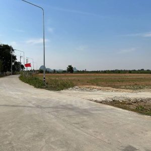 出售地皮-泰国-佛丕-1380-平方米-300-01