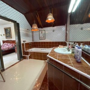 出售地皮-泰国-春武里-1600-平方米-621.43-01