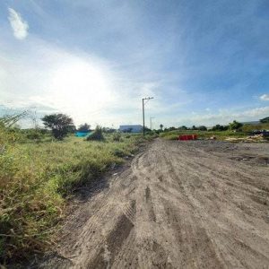 出售地皮-泰国-曼谷-1940.4-平方米-121.95-01