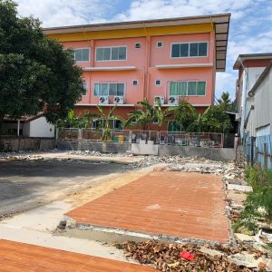 出售地皮-泰国-曼谷-408-平方米-352.95-01